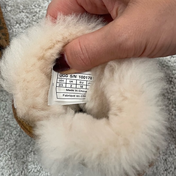 Baby Cassie Leopard Ugg Boots - Picture 6 of 6